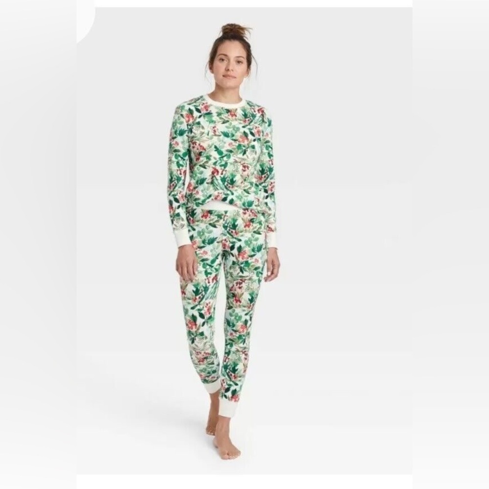 STARS ABOVE ⭐️ PAJAMA SET